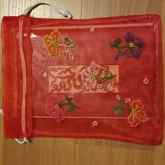 Beautiful Handmade Papercutting 3D Dragon card - Picture 2 of 7